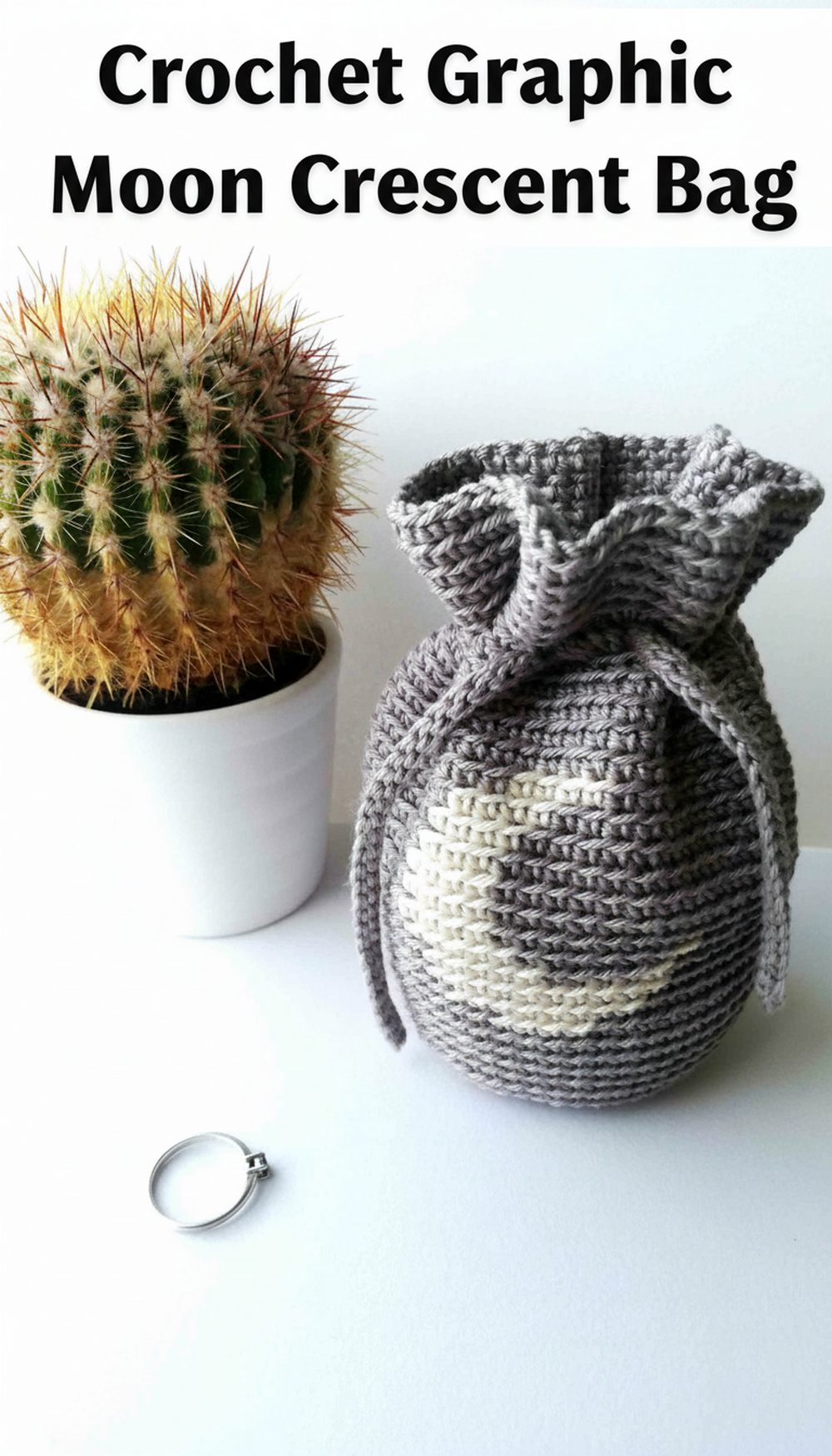 Crochet Graphic Moon Crescent Bag