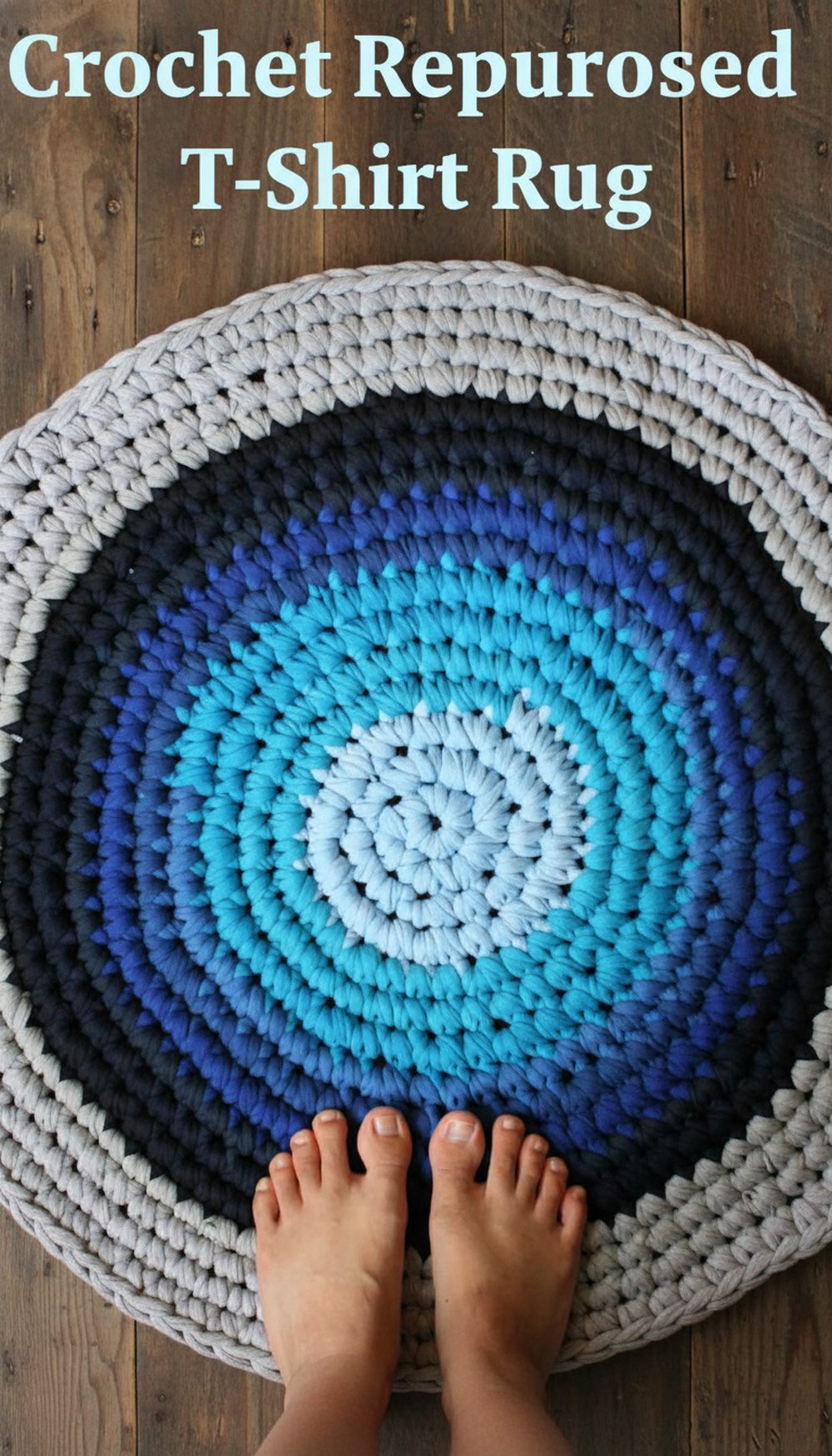 Crochet Repurposed T-Shirt Rug